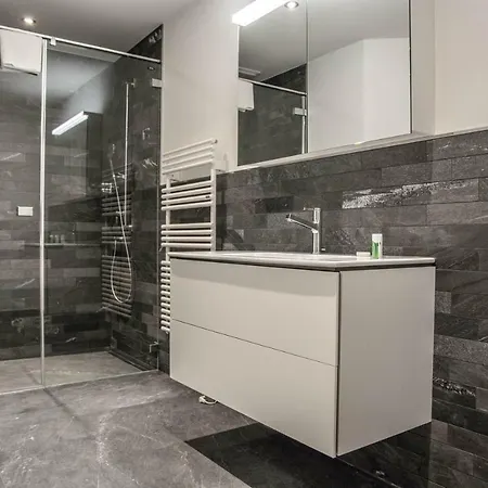 Jungfraucenter Tannhorn - Griwarent Ag Апартаменты Интерлакен